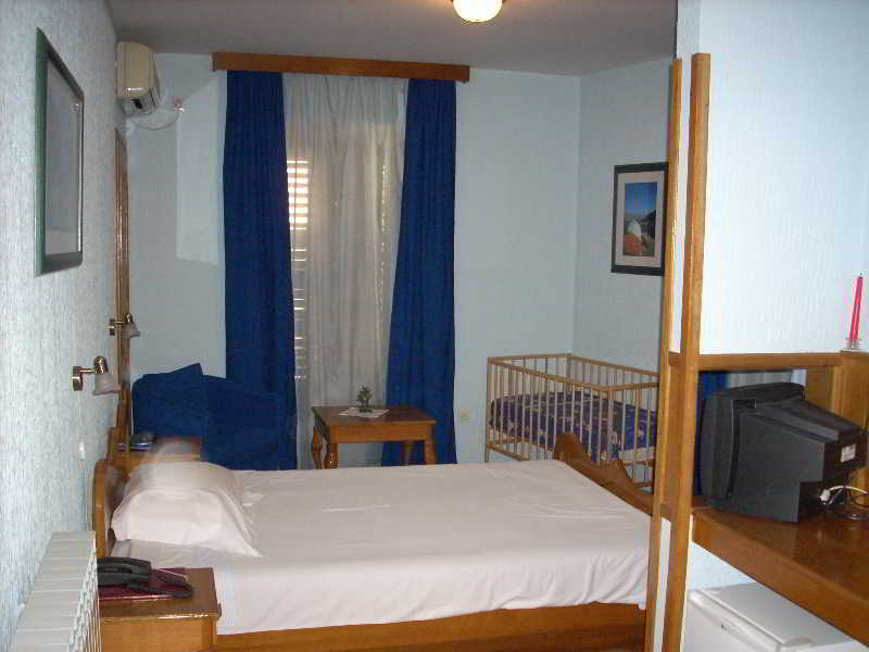 Hotel Marija Kotor Luaran gambar