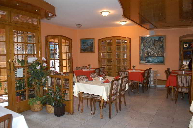 Hotel Marija Kotor Luaran gambar