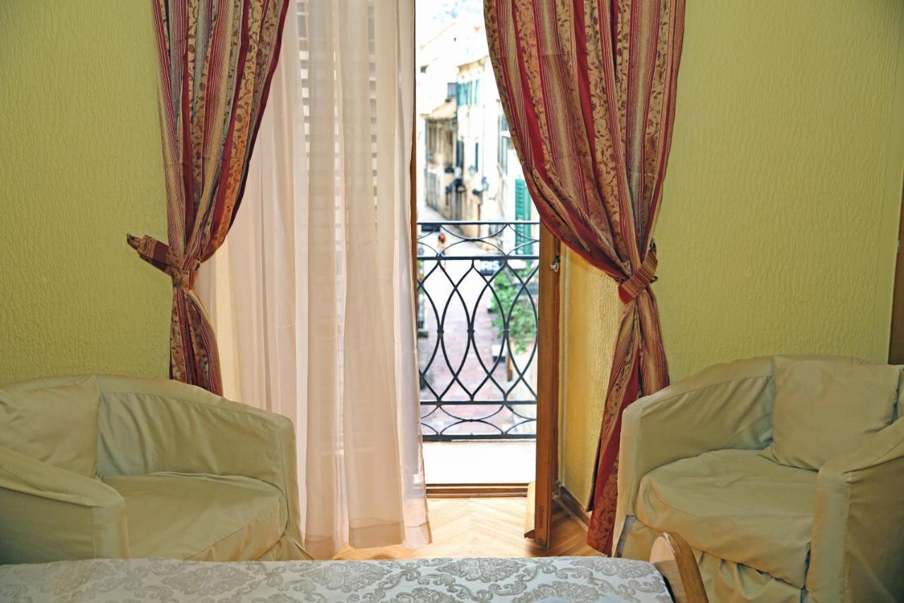 Hotel Marija Kotor Luaran gambar