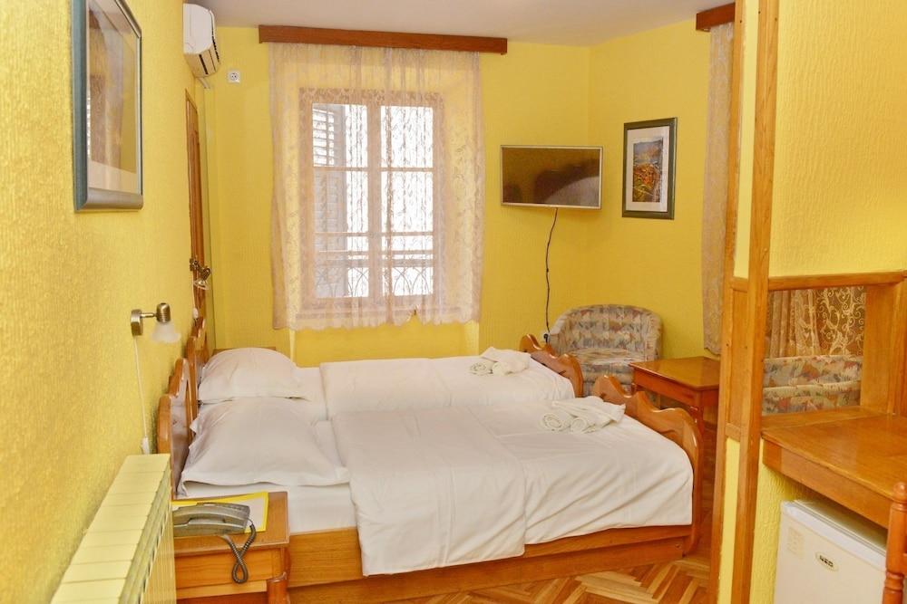Hotel Marija Kotor Luaran gambar