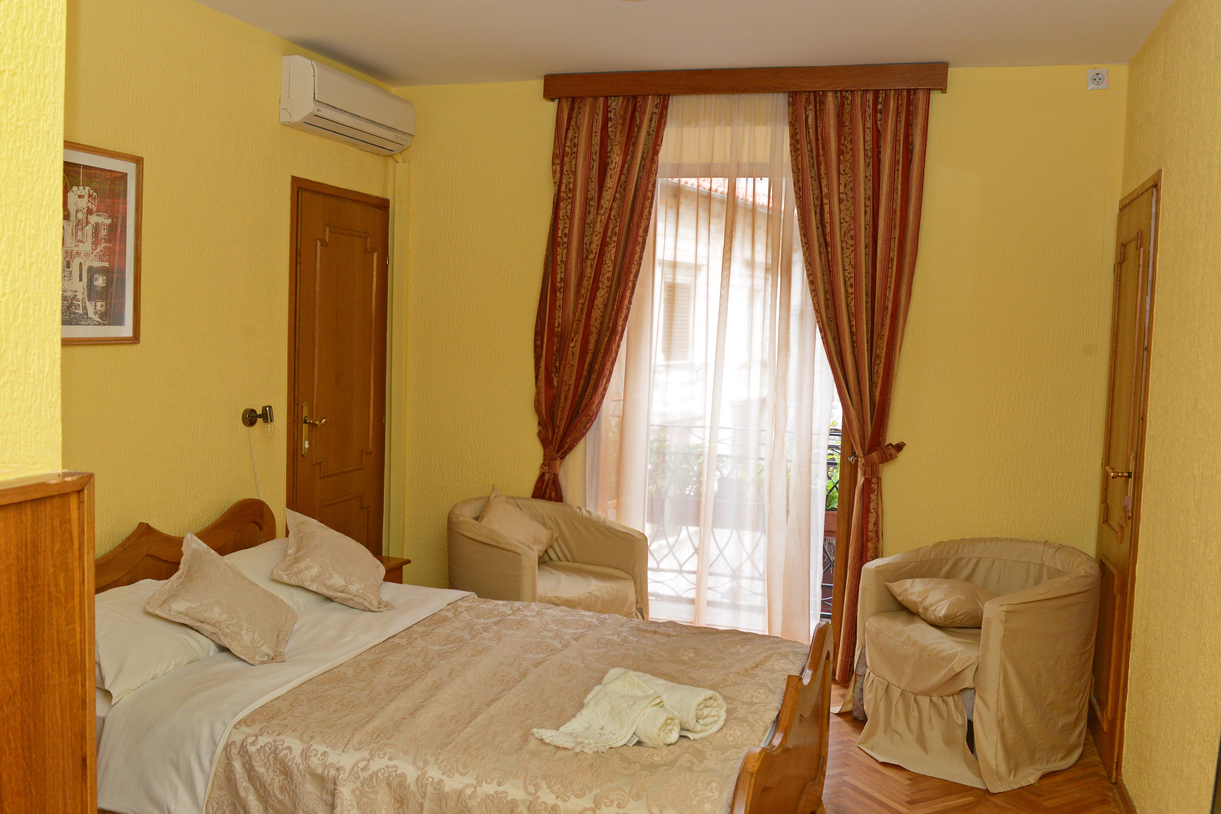 Hotel Marija Kotor Luaran gambar