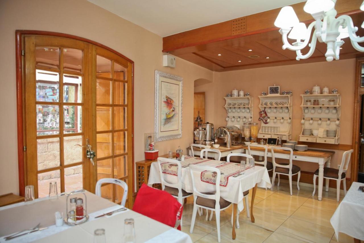 Hotel Marija Kotor Luaran gambar