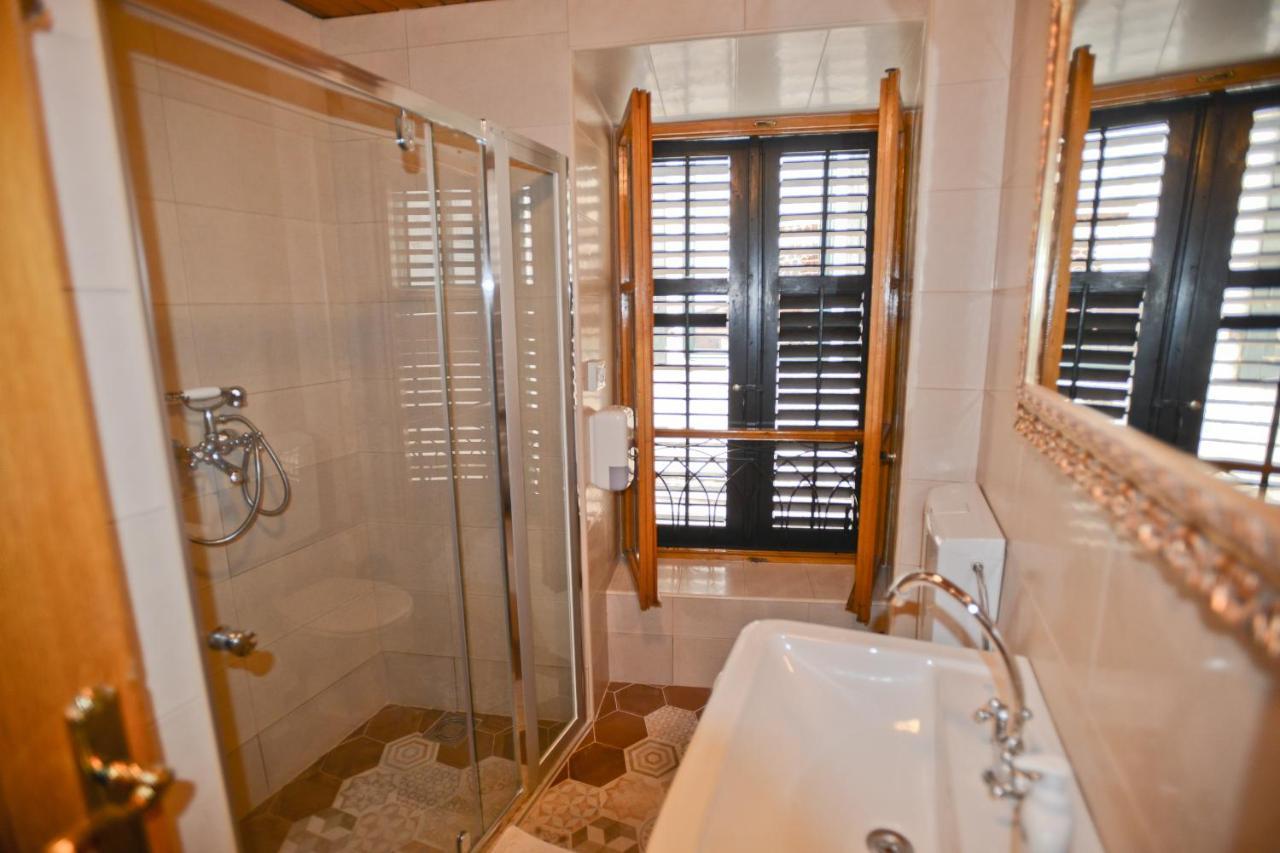 Hotel Marija Kotor Luaran gambar